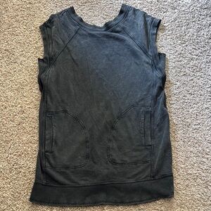 Women's Black Sleeveless Top